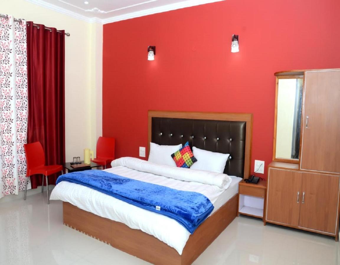 Stayapart - Hotel Bagsu Sarovar Dharamshala Eksteriør billede